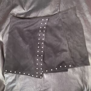 Black ibis Faux Suede Studded Skorts size XL